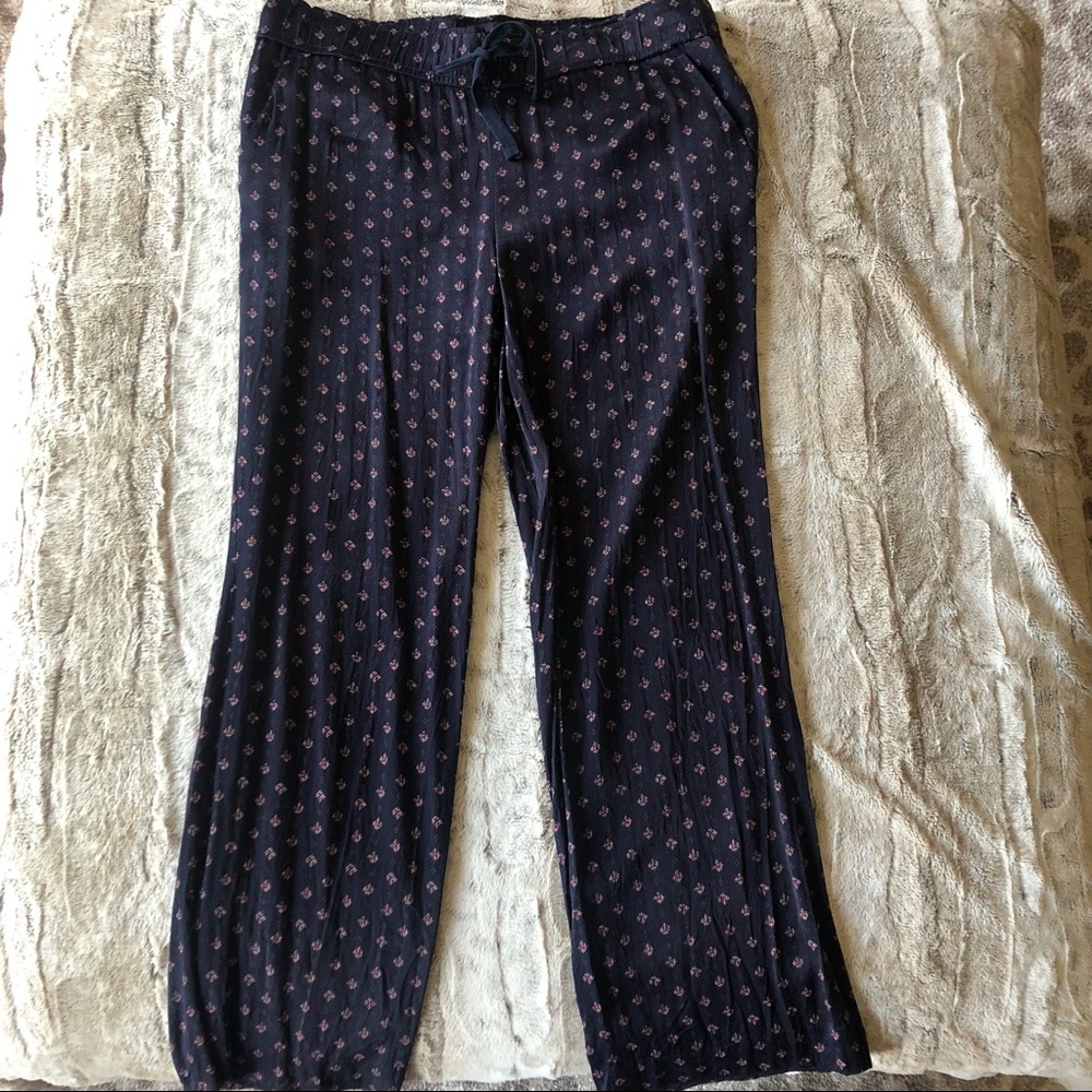 Loft Top And Bottom Matching Set - image 8